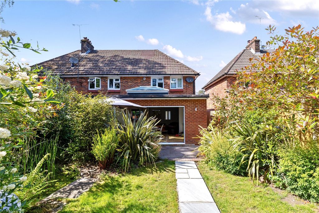 Property photo 1 of 22 Picture No. 28