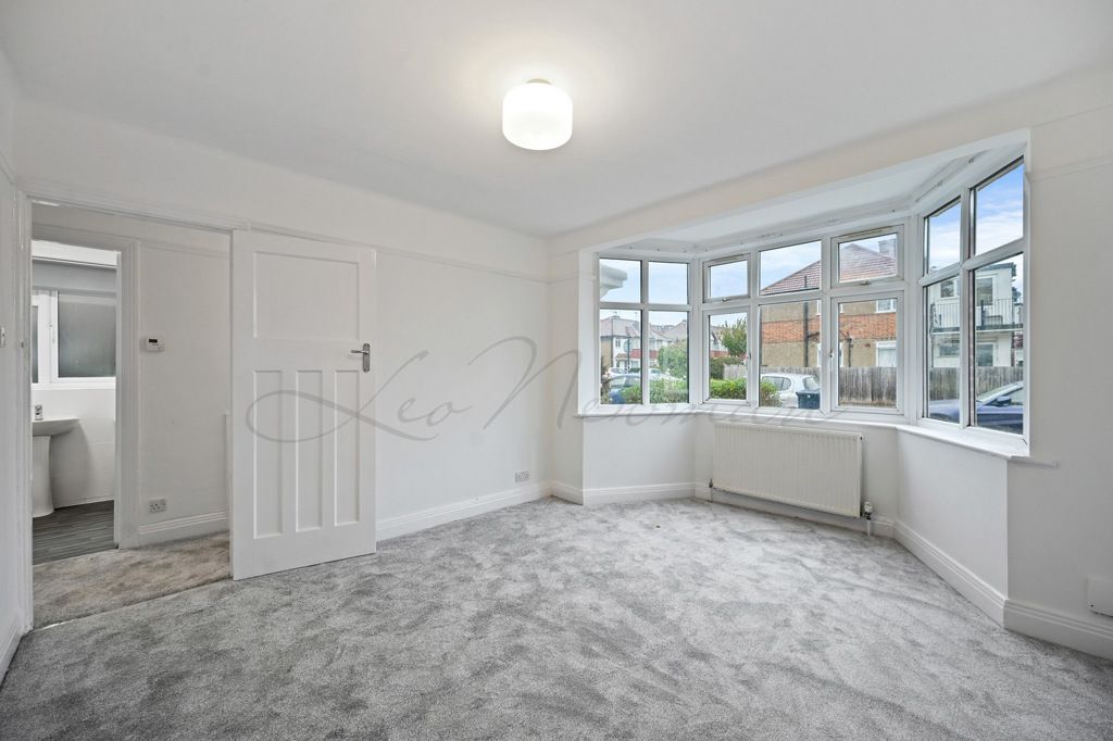 Property photo 3 of 12 Jpg