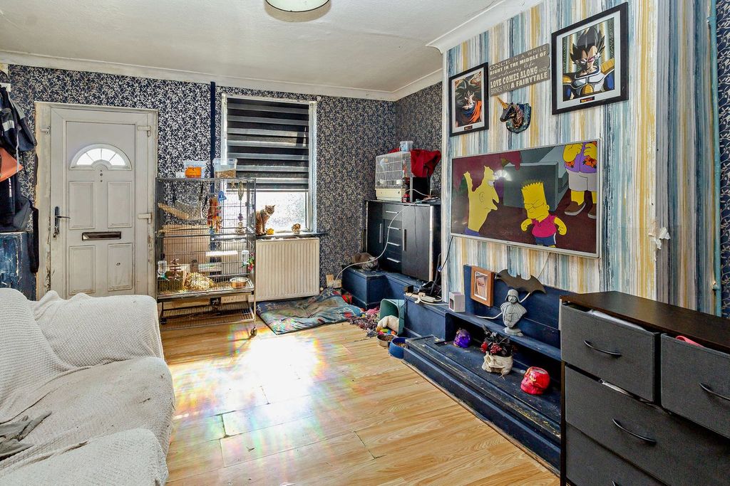 Property photo 3 of 20