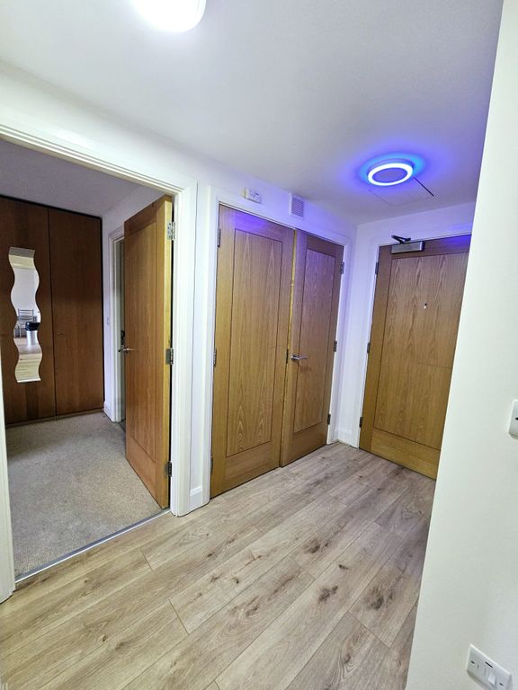 Property photo 2 of 12 Photo 8