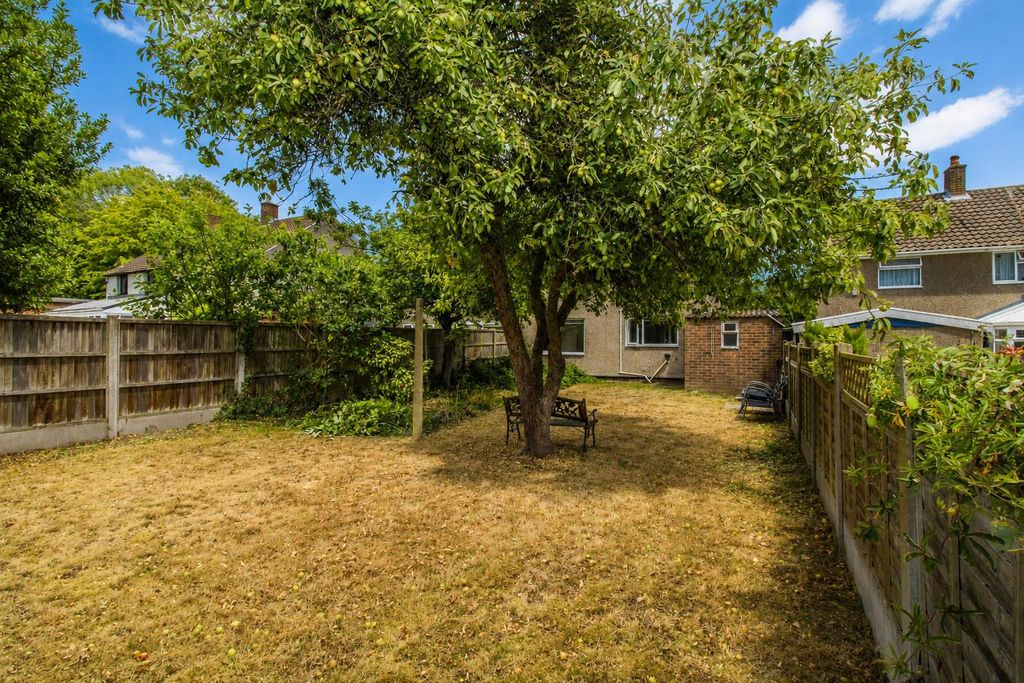 Property photo 3 of 12 Garden.Png