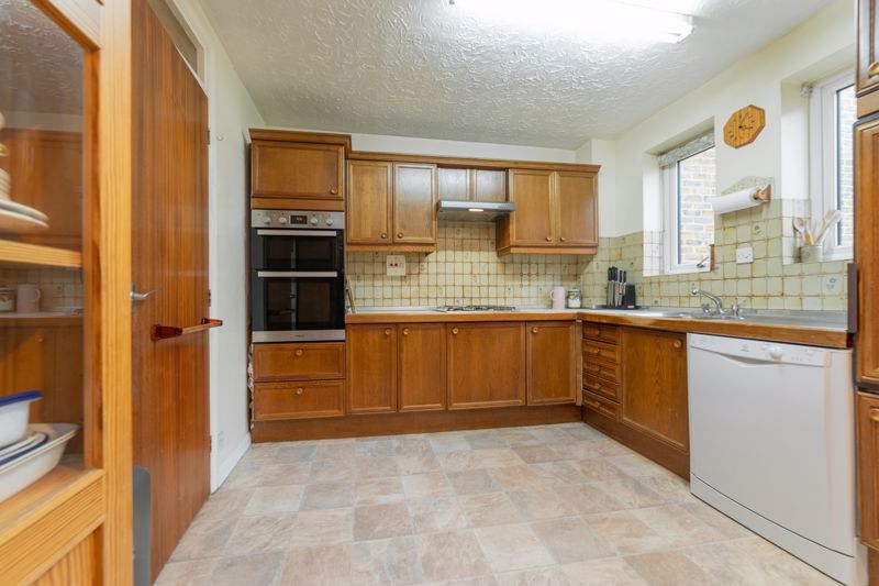 Property photo 3 of 13 Photo 18