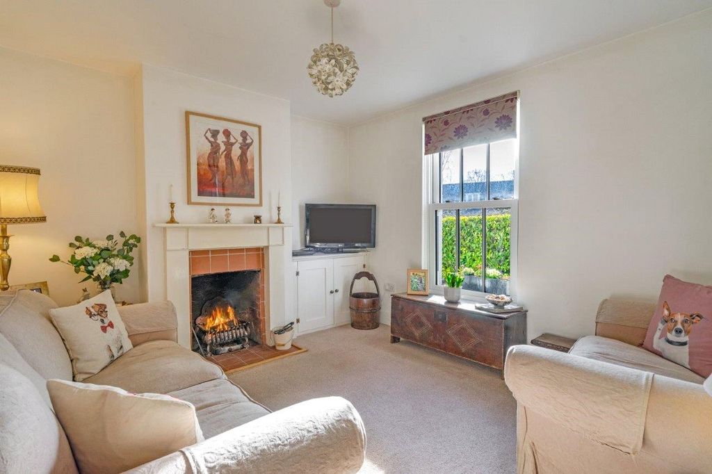 Property photo 3 of 16 Sitting Room