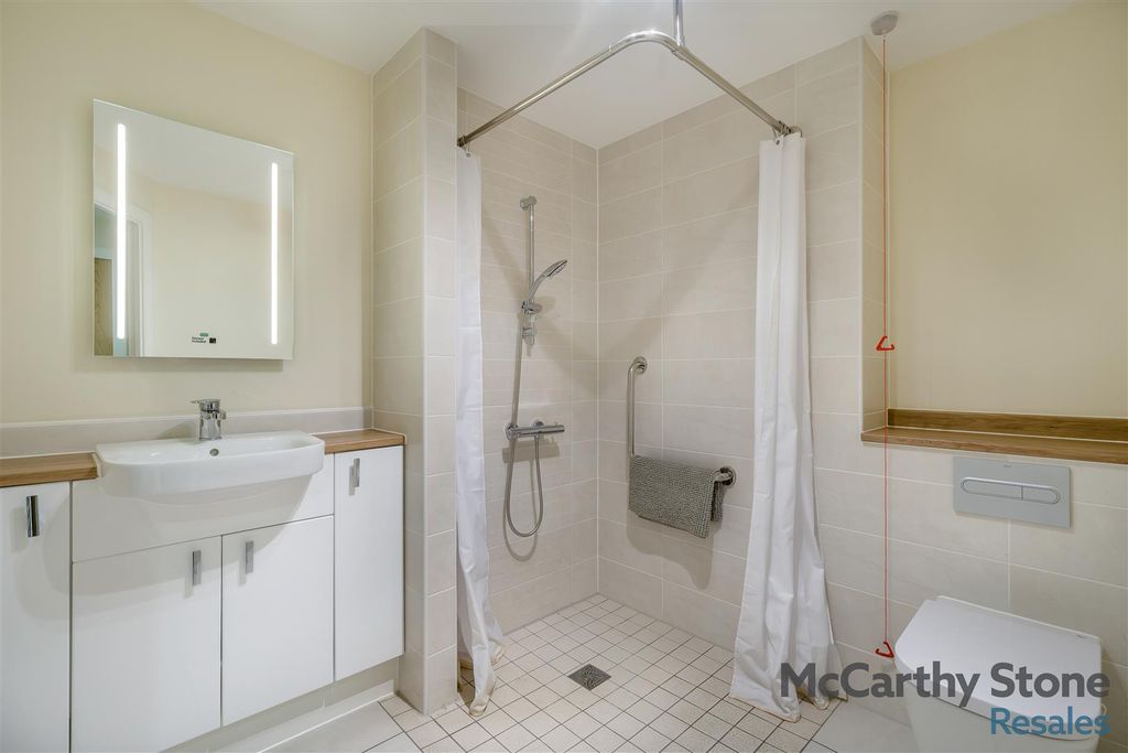 Additional image 14 of 2 bed flat for saleBurlington Gardens, Leyland PR25