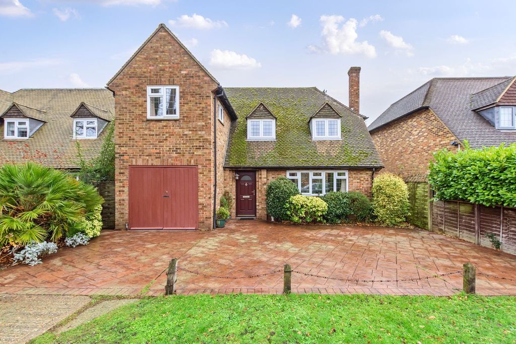 Property photo 1 of 18