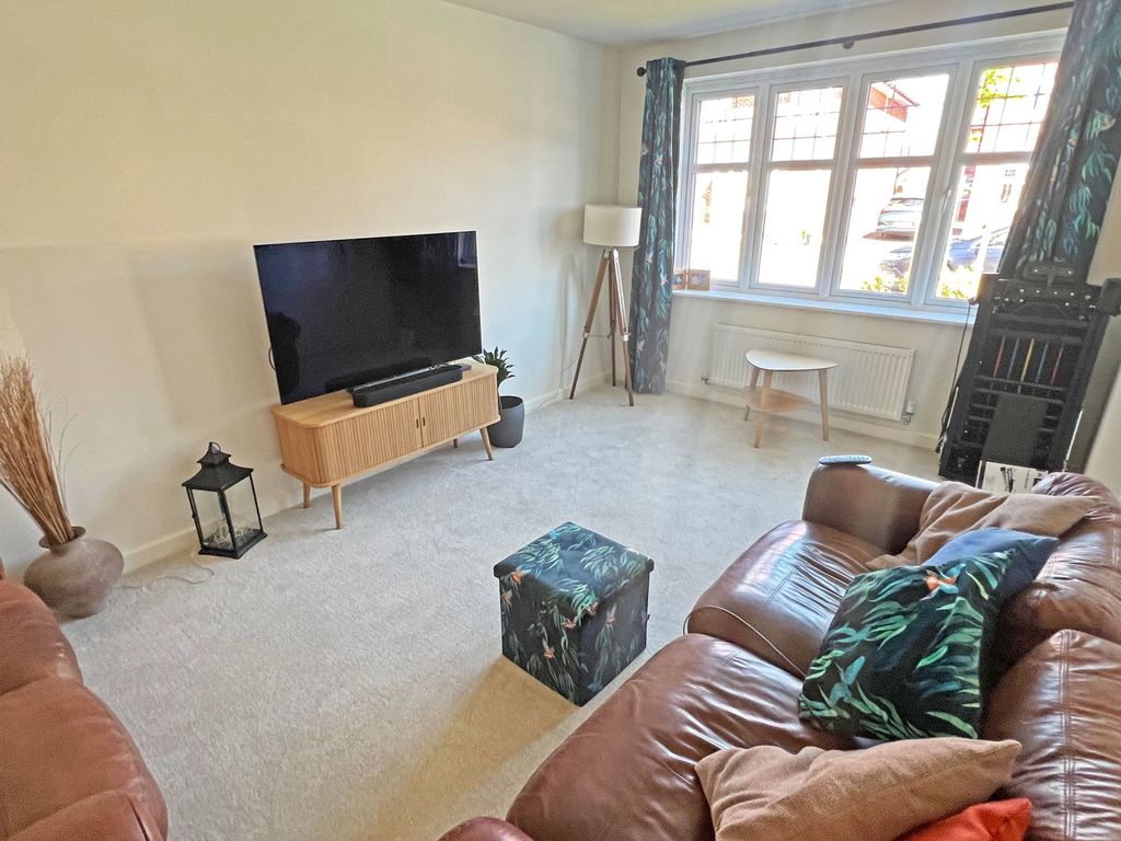 Property photo 3 of 22