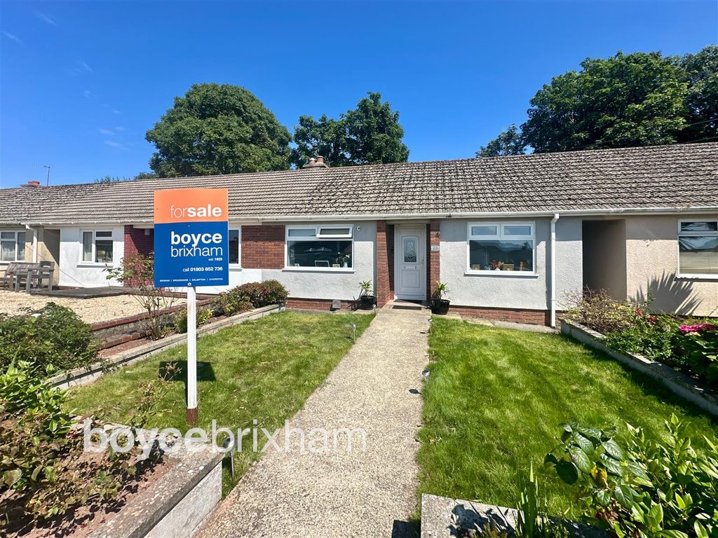 Property photo 1 of 18 Newwatermarkforonlinefront.Jpg
