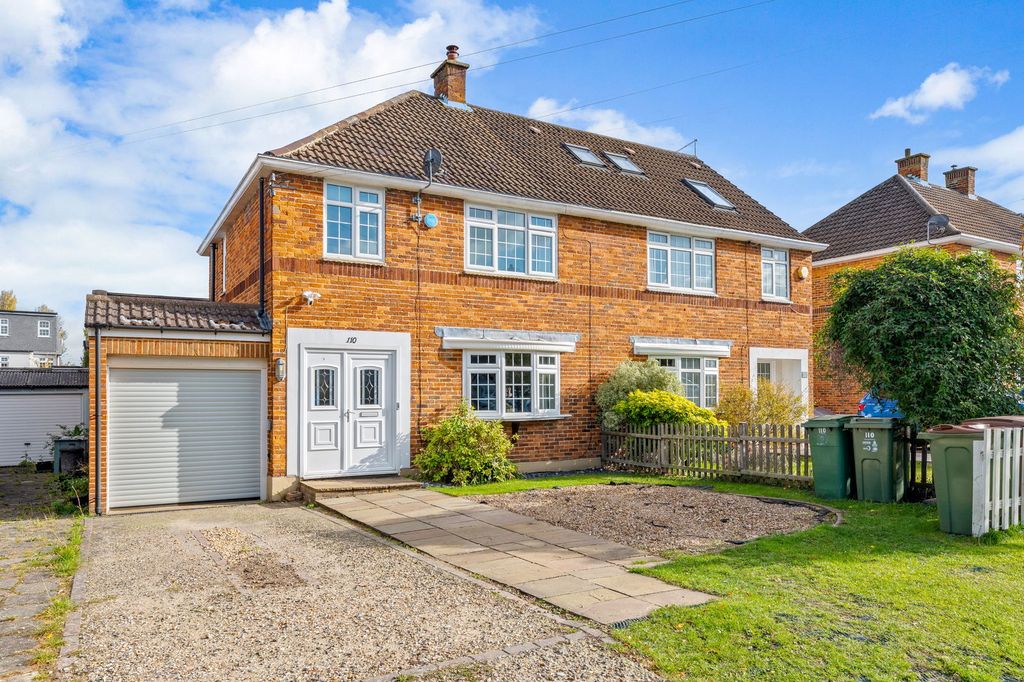 Property photo 1 of 27