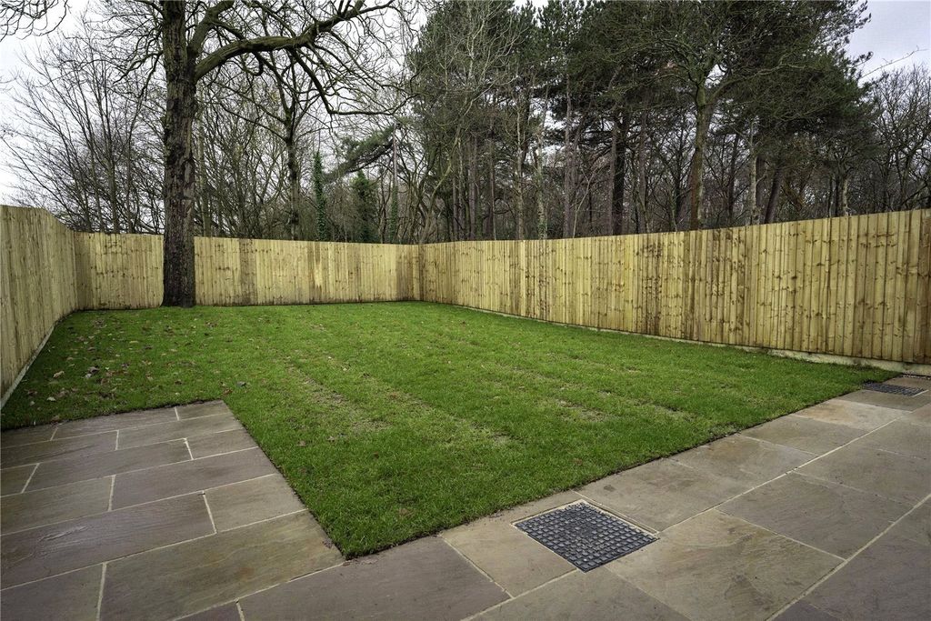 Property photo 2 of 24 Picture No. 54