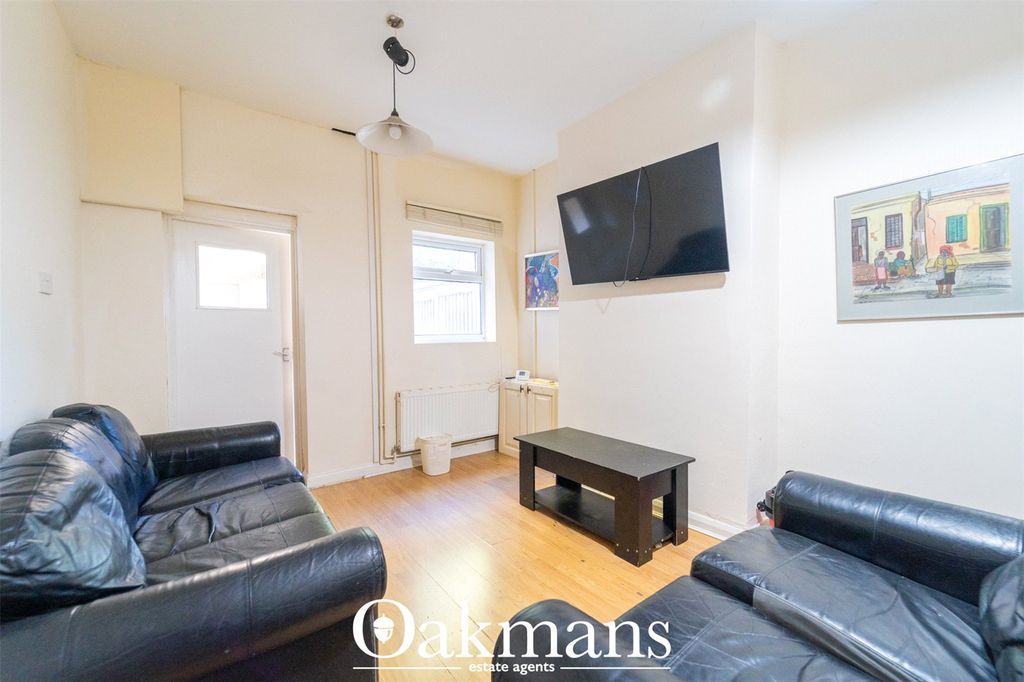 Property photo 3 of 16 Picture No. 15