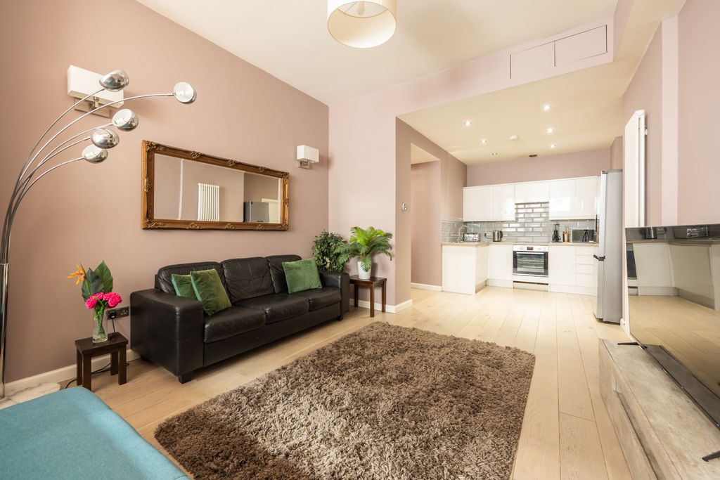 Property photo 2 of 16 Property Image 2