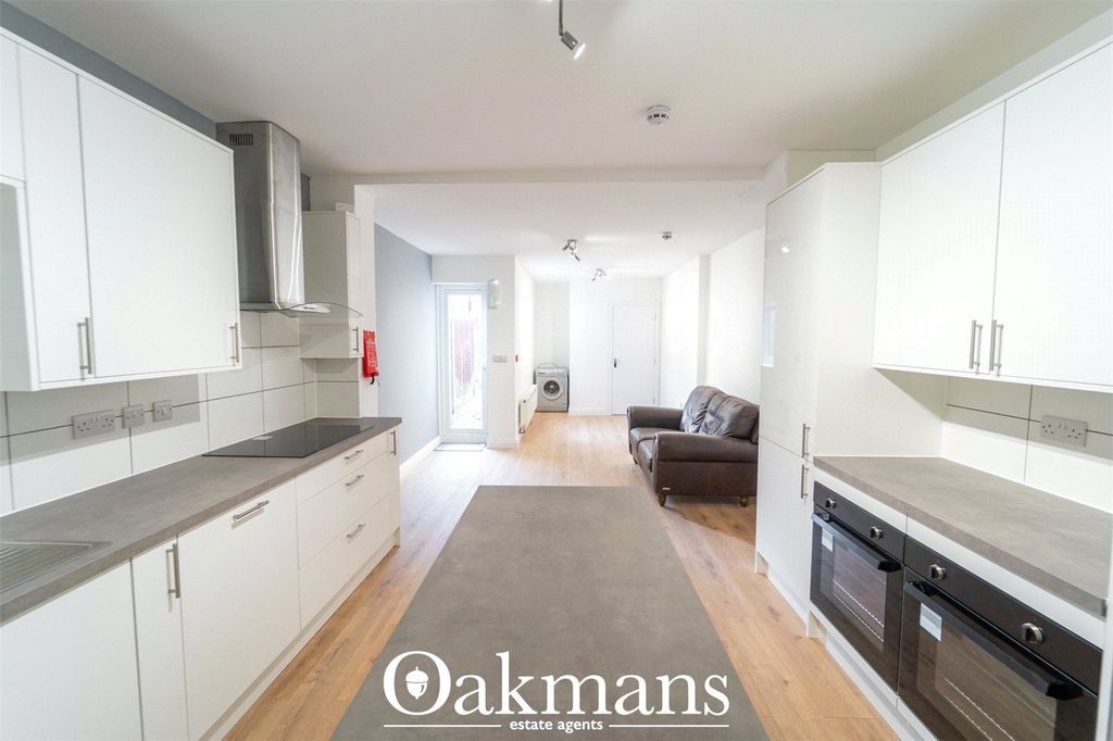 Property photo 3 of 35 Picture No. 33