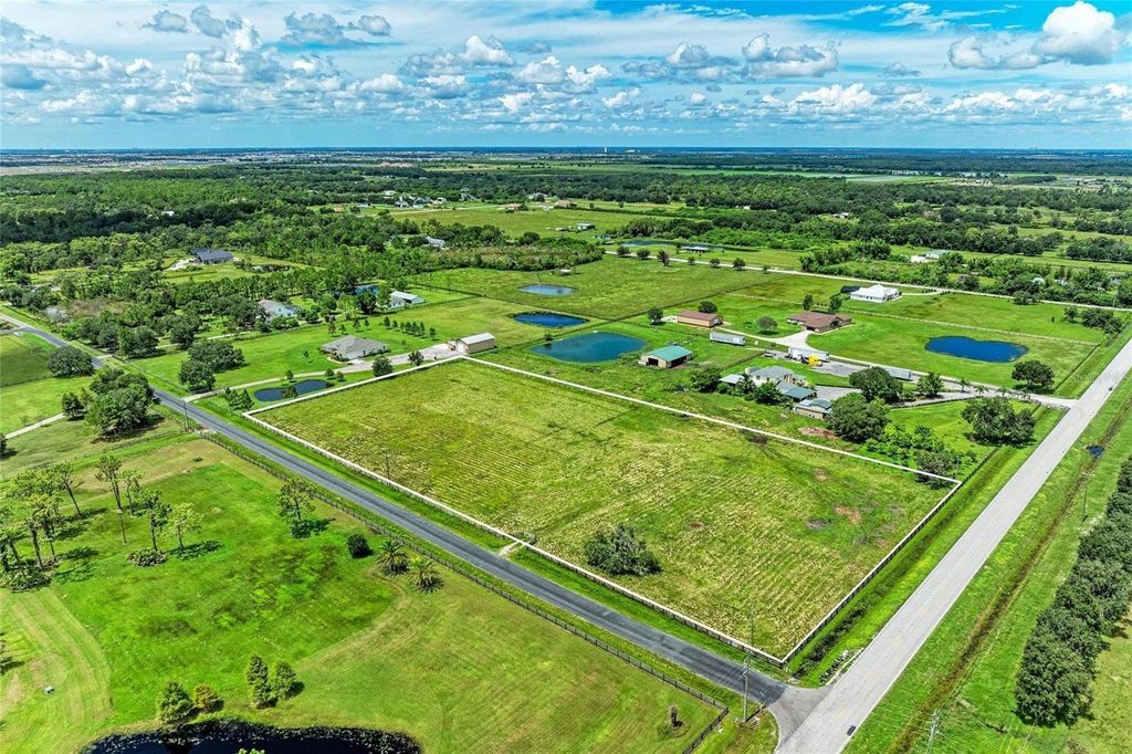 Property photo 3 of 18 <Alttext/>