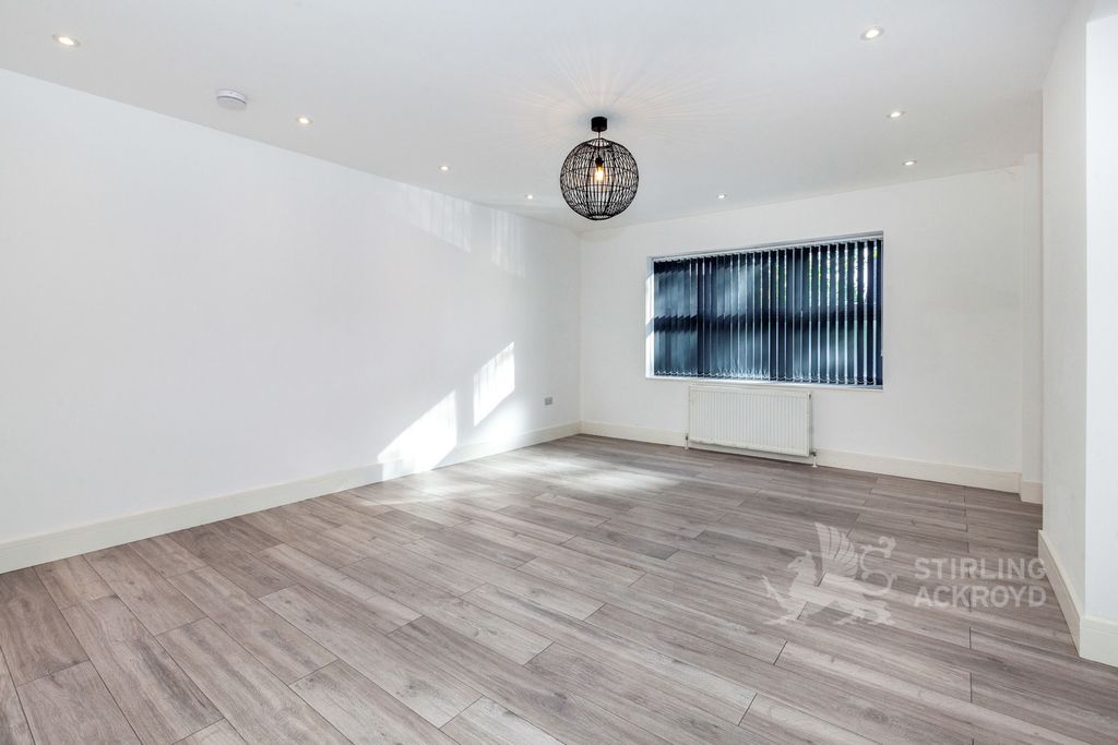 Property photo 2 of 20 Reception Room