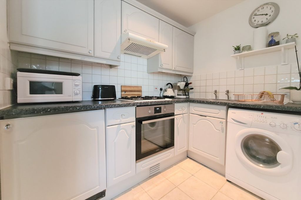 Property photo 2 of 6 Picture No. 01