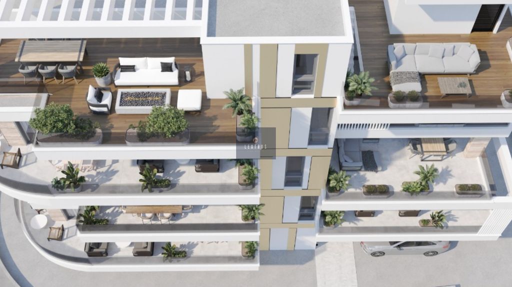 Property photo 3 of 3