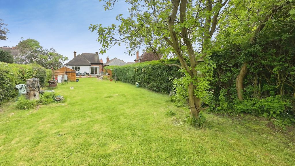 Property photo 2 of 36