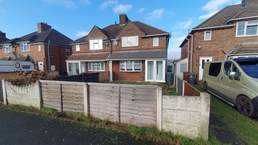 Property photo 2 of 33