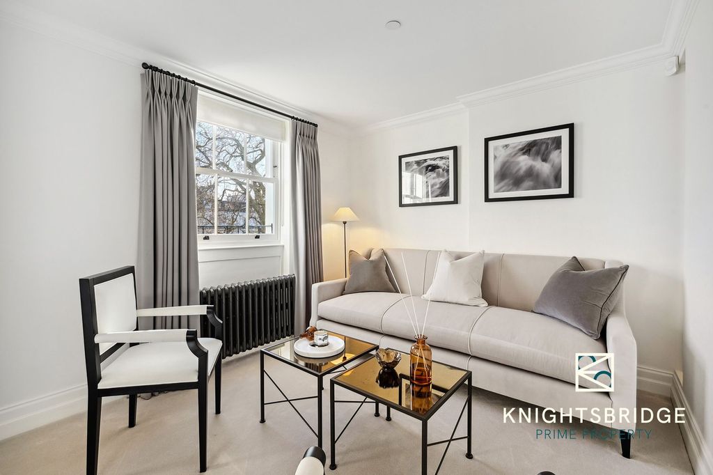 Additional image 13 of 6 bed property to rentChester Square, London SW1W