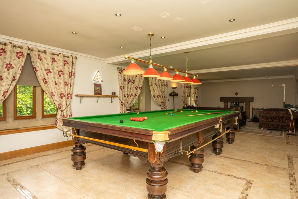 Additional image 9 of 6 bed detached house for saleWild Grove, Pudsey LS28