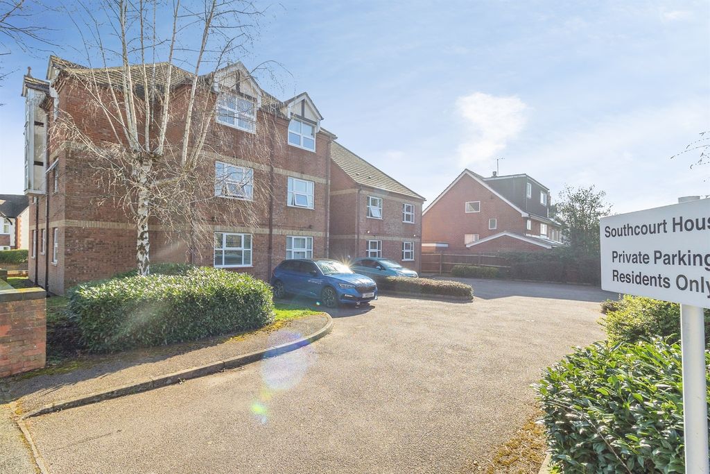 Additional image 14 of 2 bed flat for saleSouthcourt Road, Leighton Buzzard LU7