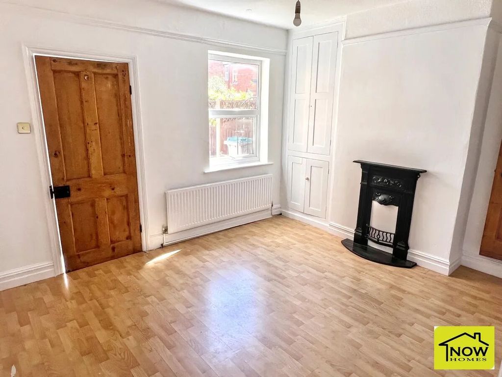 Property photo 3 of 3 Picture 3