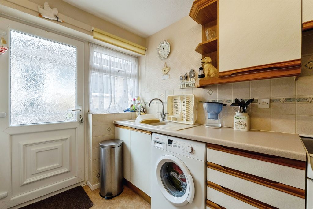 Additional image 7 of 3 bed detached bungalow for saleOaklands Drive, Brandon IP27