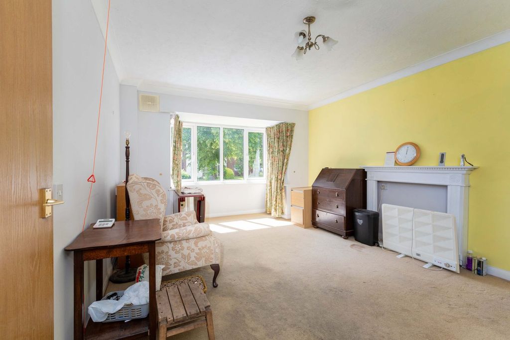 Property photo 3 of 10