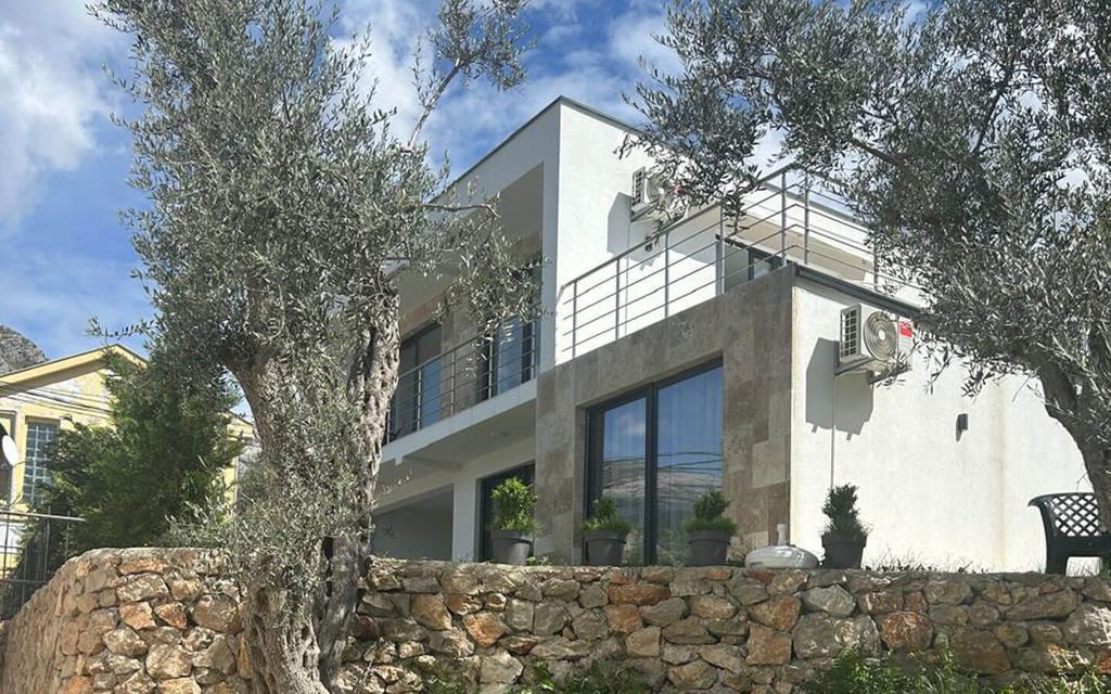 Property photo 2 of 9 <Alttext/>