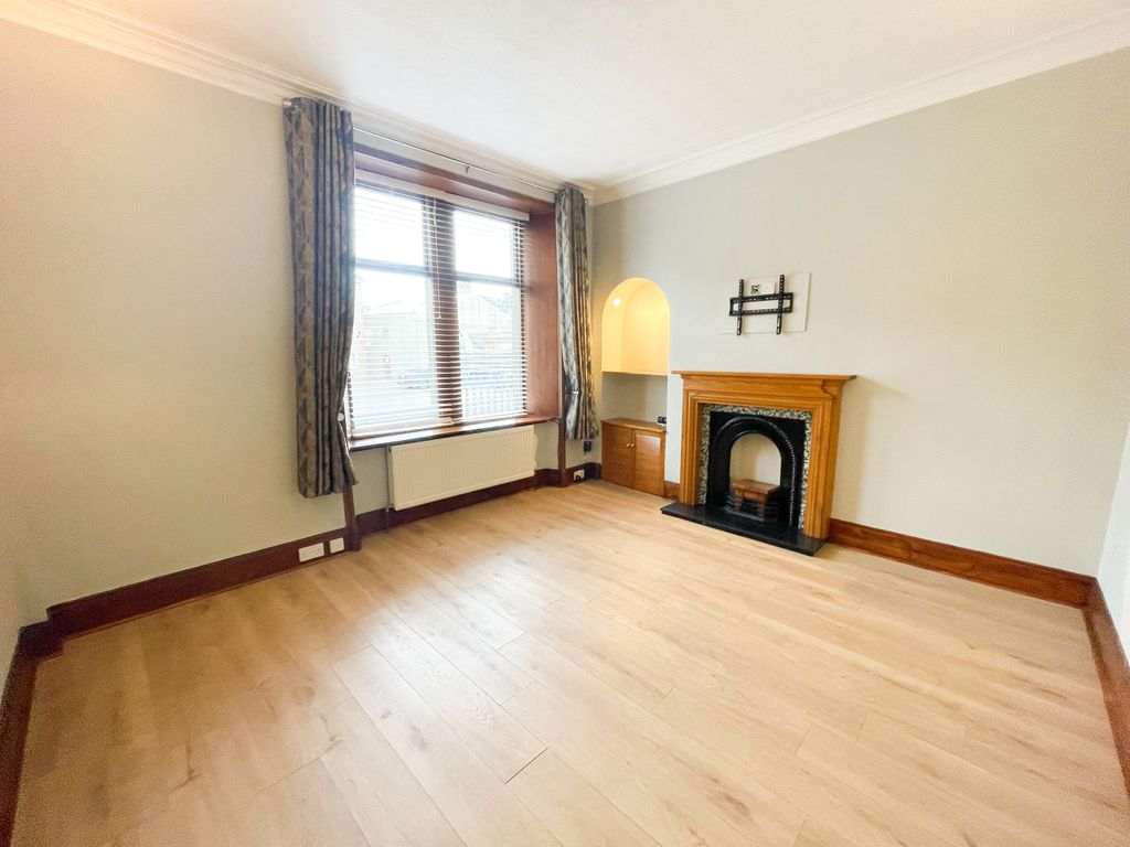 Property photo 2 of 14 Photo #2