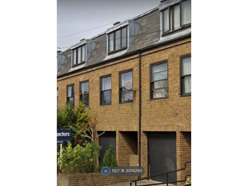 Property photo 1 of 13 Facade