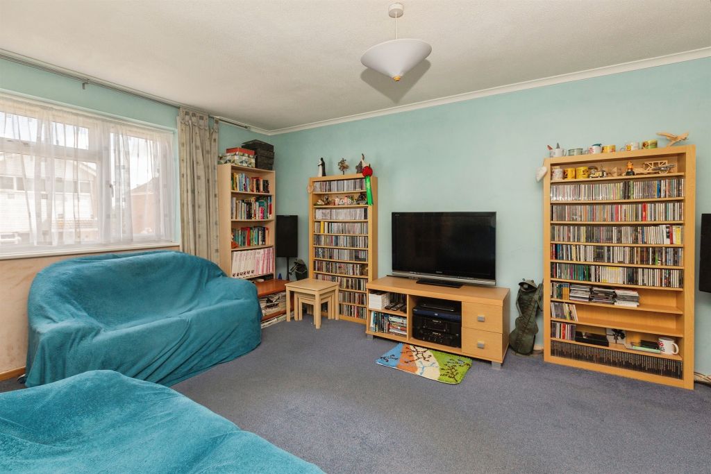 Property photo 3 of 13