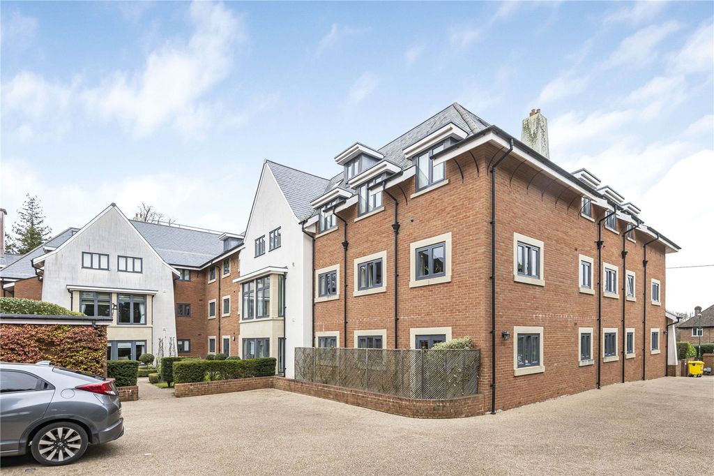 Additional image 6 of 2 bed flat for saleBolnore Road, Haywards Heath RH16