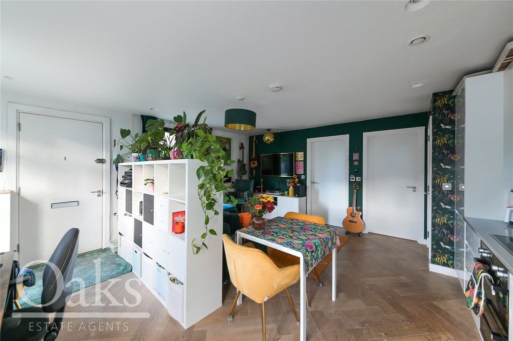 Property photo 3 of 9 Picture No. 10