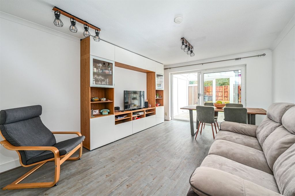 Property photo 3 of 11 Picture No. 02