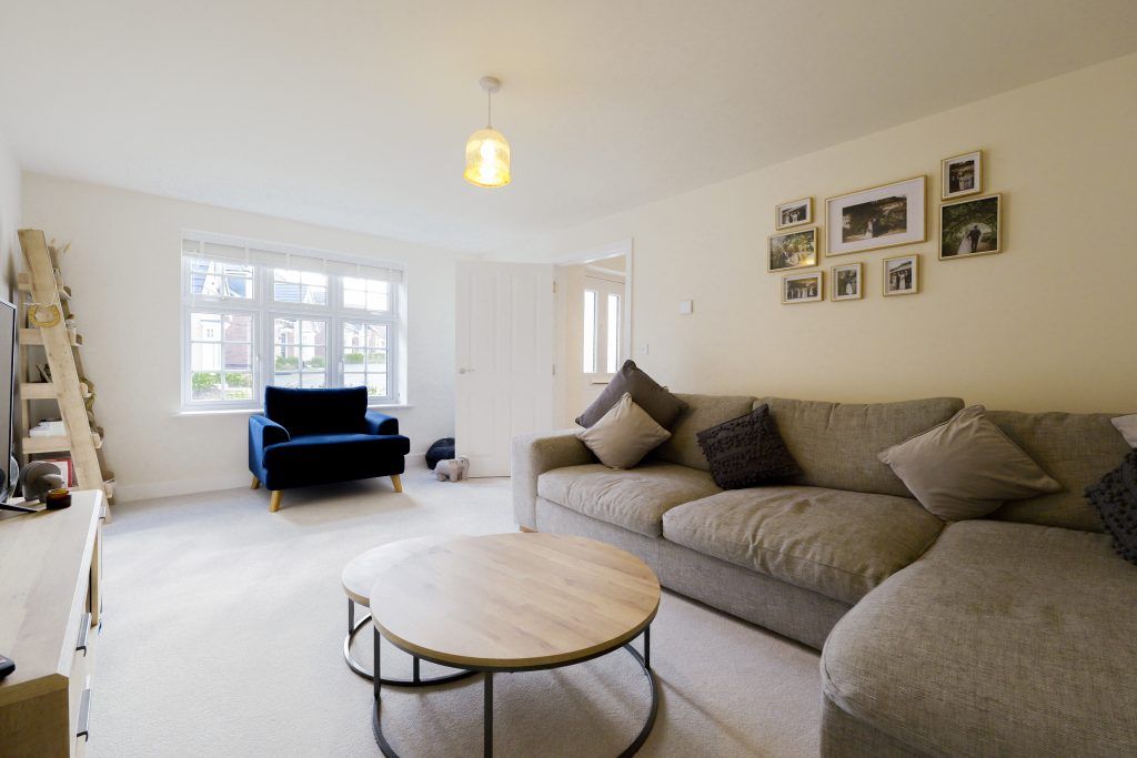 Property photo 2 of 24