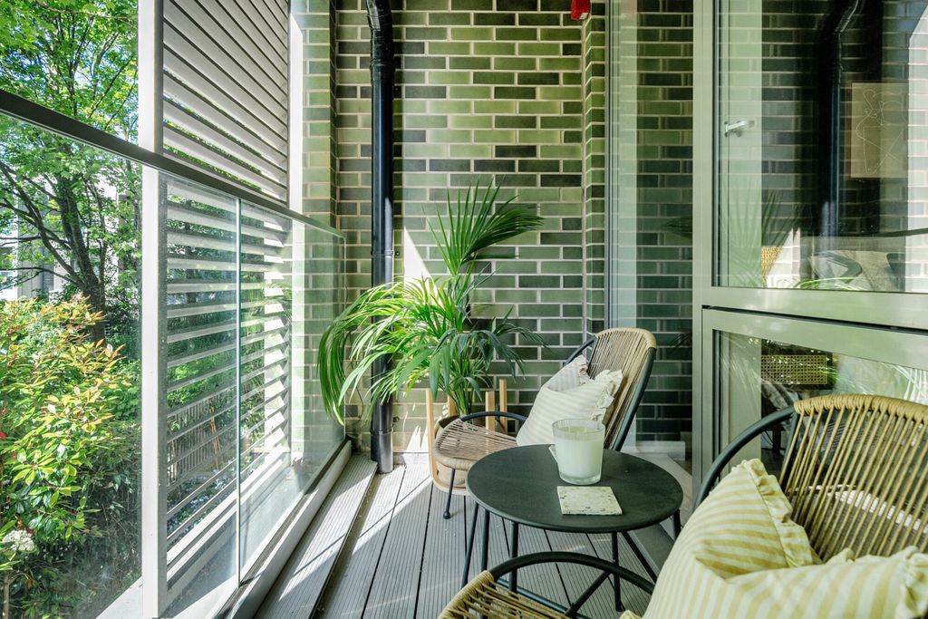 Property photo 3 of 19 1453713-17-69F316...