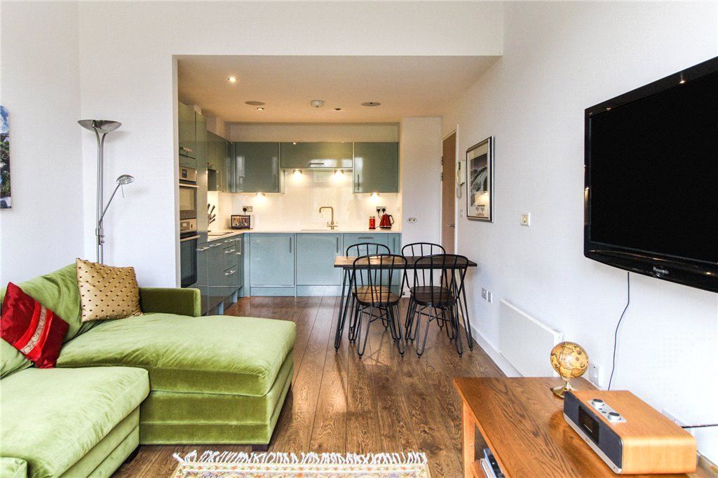 Property photo 3 of 11 Dining/Living Room