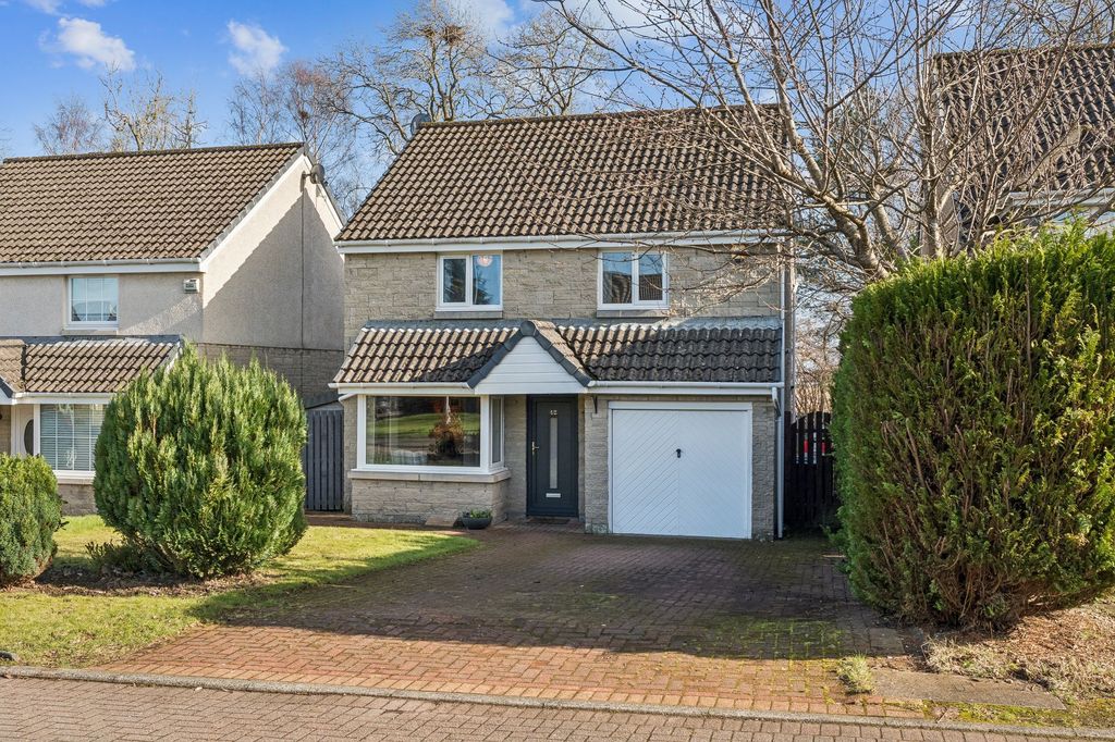 Property photo 1 of 24