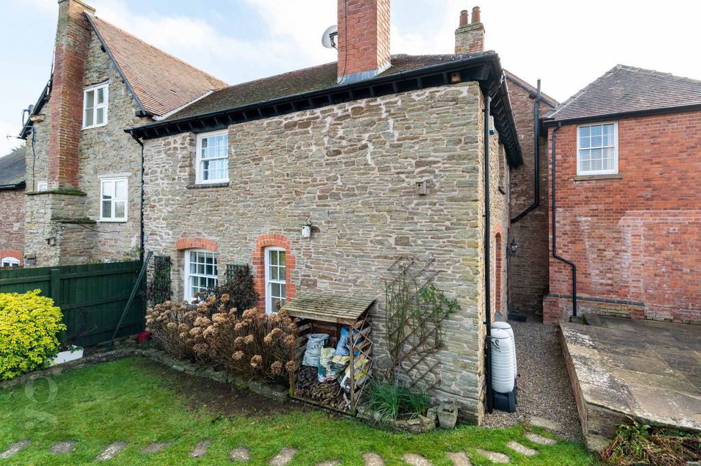 Property photo 1 of 22