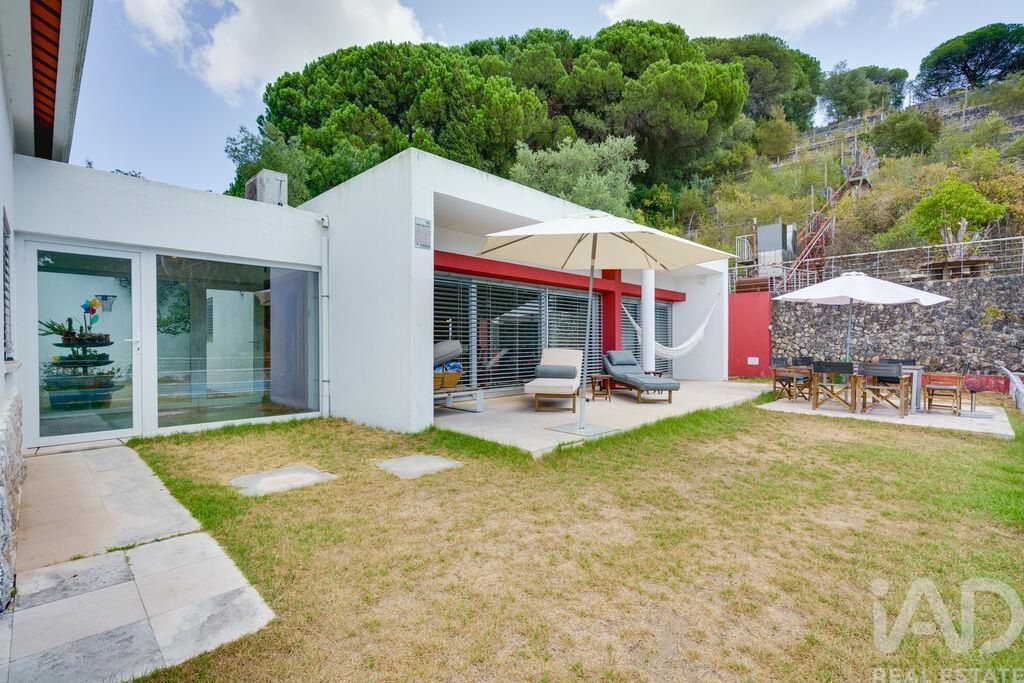 Property photo 3 of 40