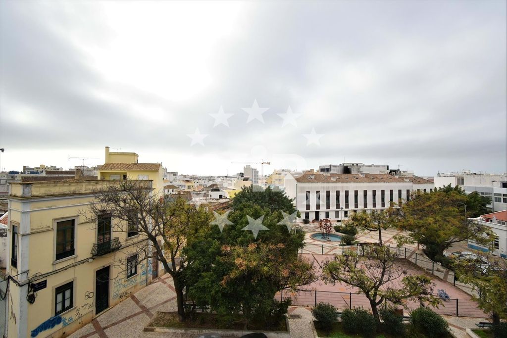 Property photo 1 of 27 Hotel Investment Opportunity In Central Faro City Center