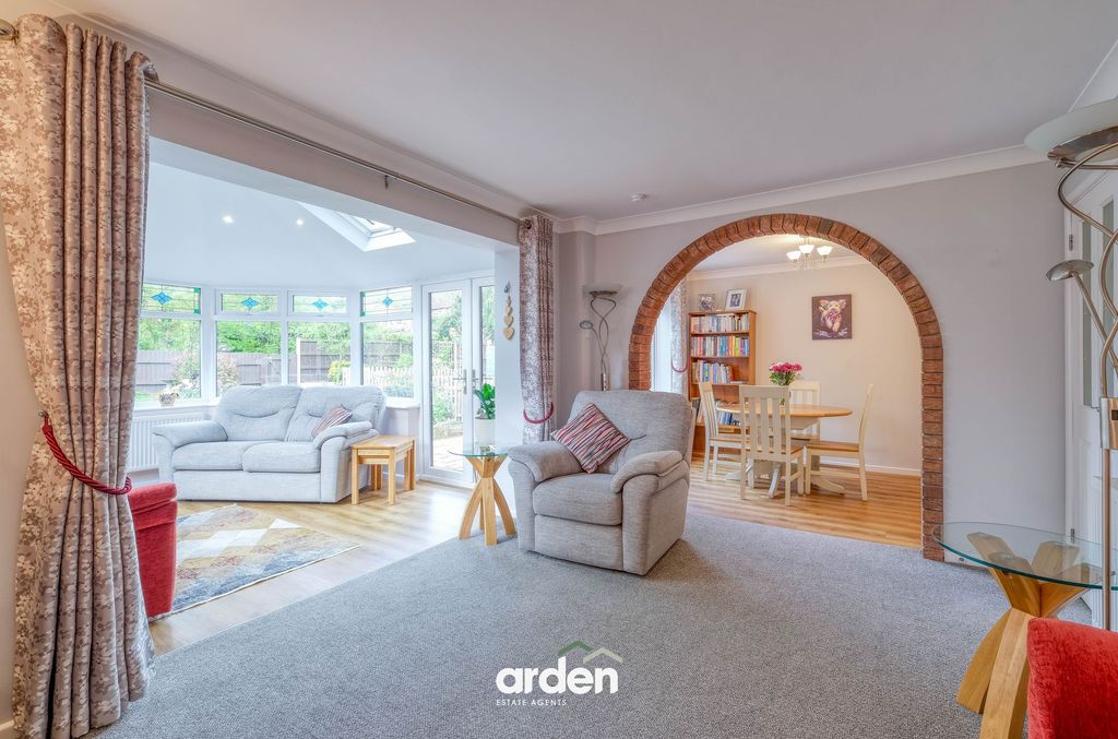 Property photo 3 of 18