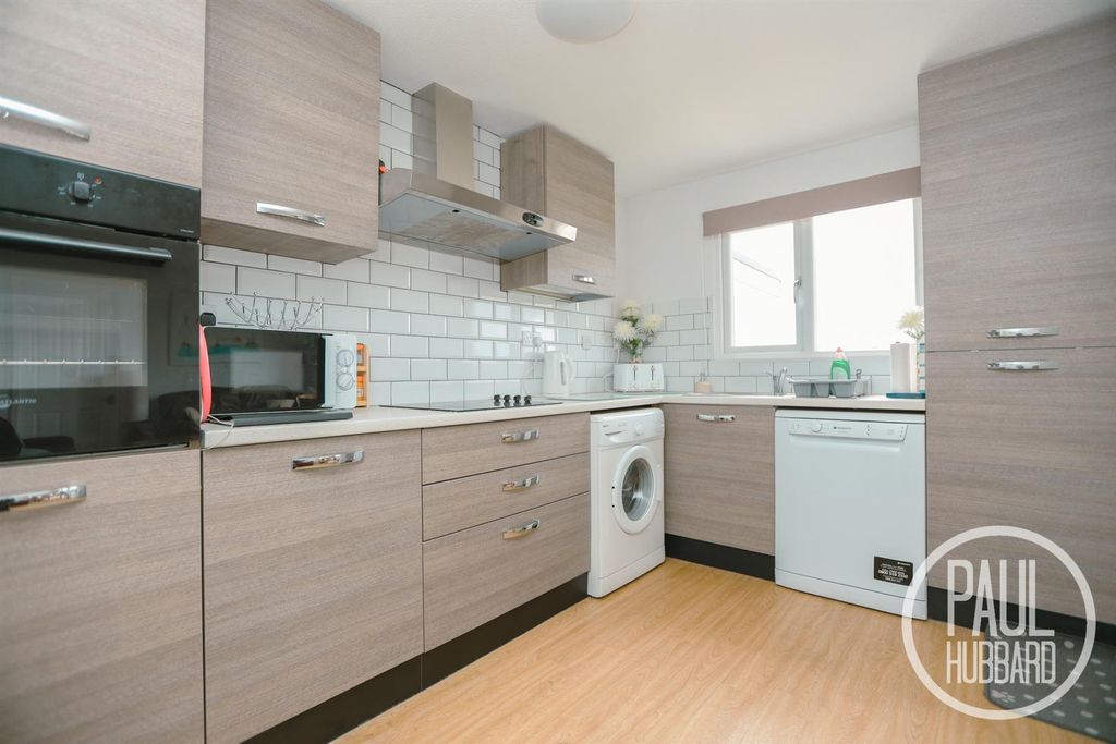 Property photo 2 of 14 7R5A9925-2.Jpg