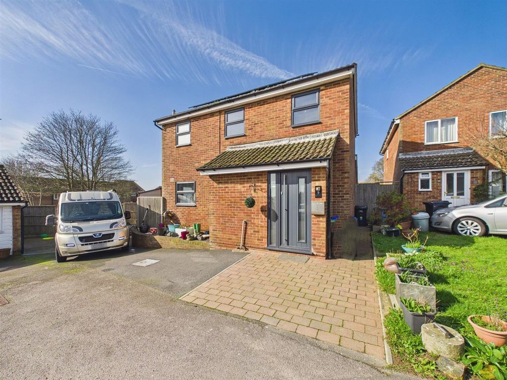 Property photo 1 of 19