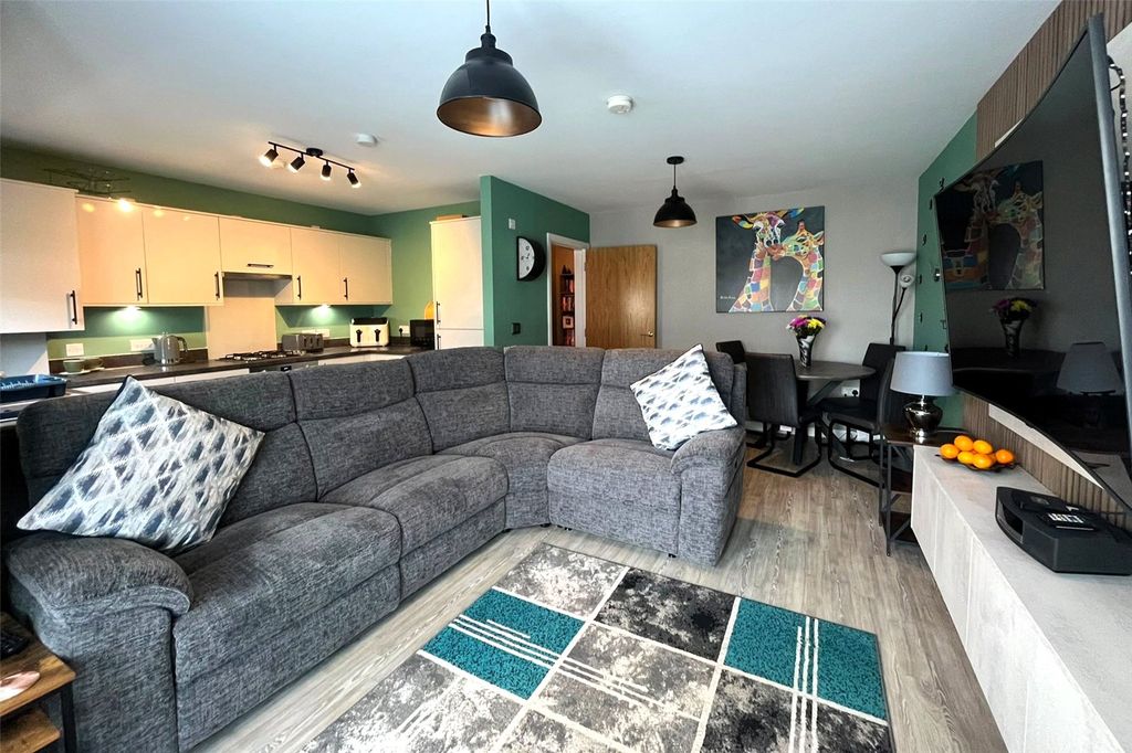 Property photo 3 of 16 Picture No. 26