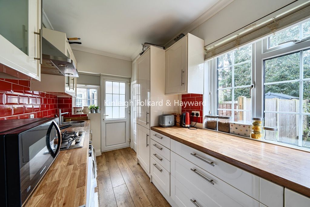 Property photo 3 of 10 Picture No. 04