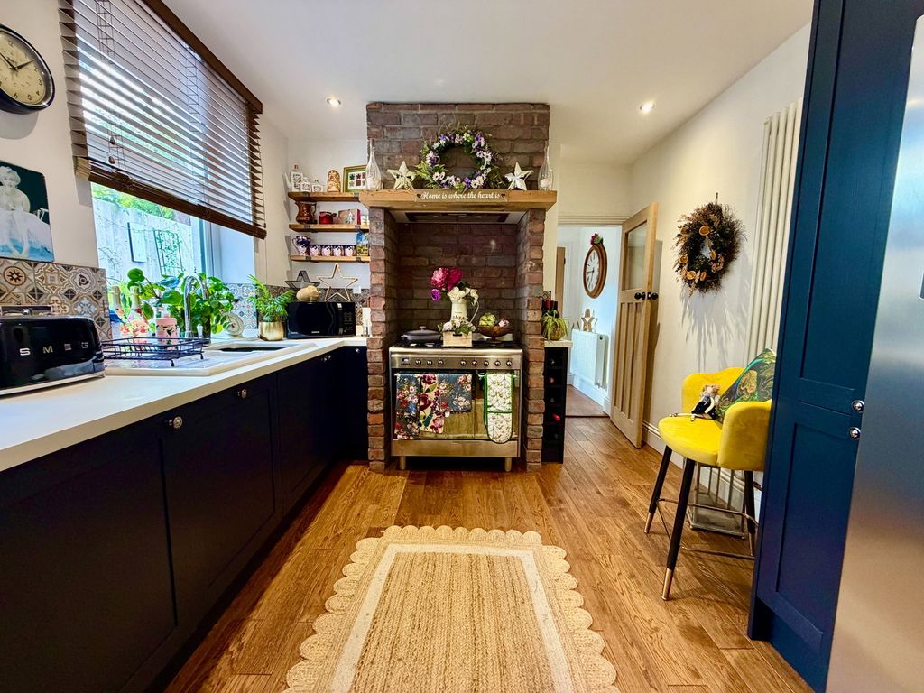 Property photo 3 of 78