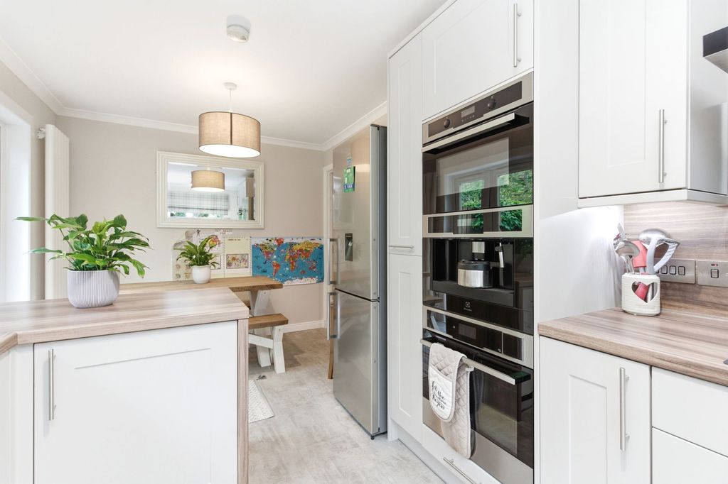 Additional image 10 of 3 bed semi-detached house for saleHarley Gardens, Bonnybridge FK4