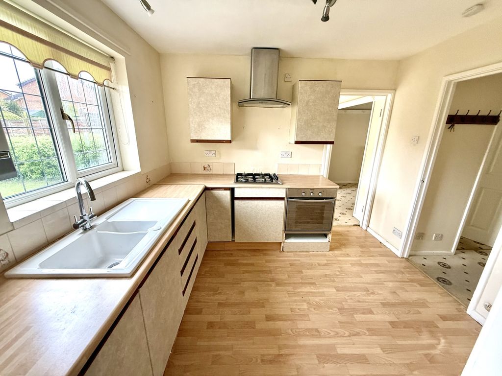 Property photo 3 of 12 Img_3148